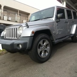 Jeep純正中古パーツも豊富です！！！サムネイル